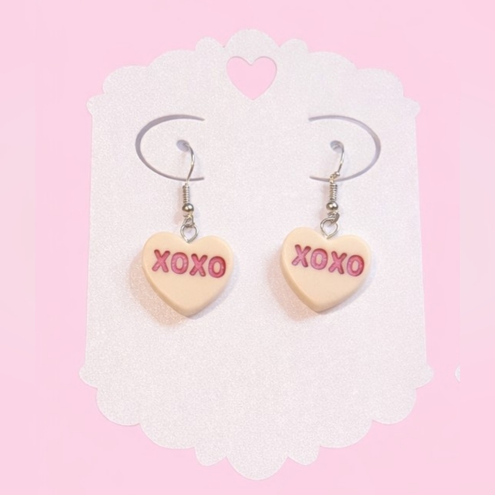 🩰 Valentine's Day Conversation Hearts Earrings - Picture 7 of 8